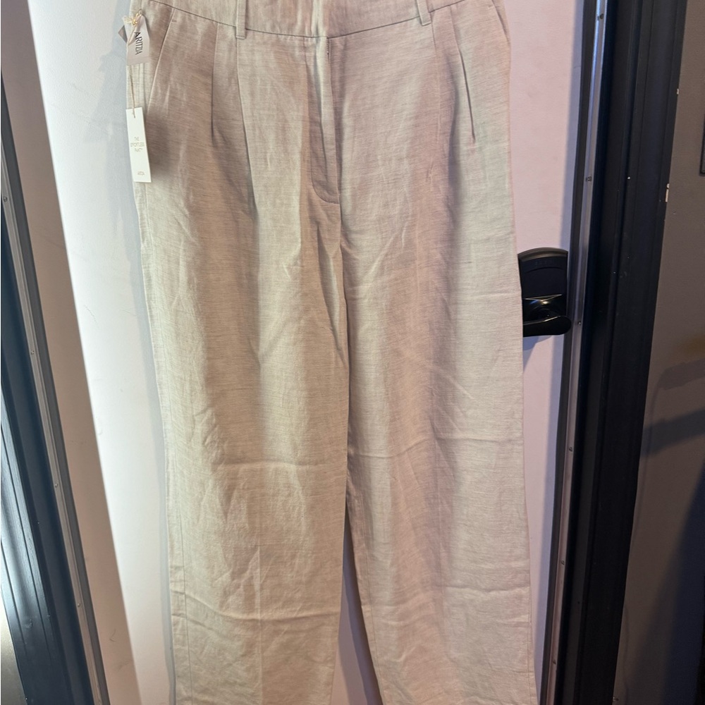 Aritzia Natural Ecru Linen Pants